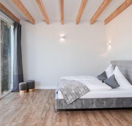 Ferienwohnung Otto-Dill-Halle Elmstein Kültér fotó